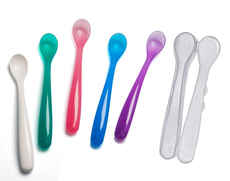 MAMAJOO 2x FEEDING SPOONS & STORAGE BOX (Assorted 5 Colours)